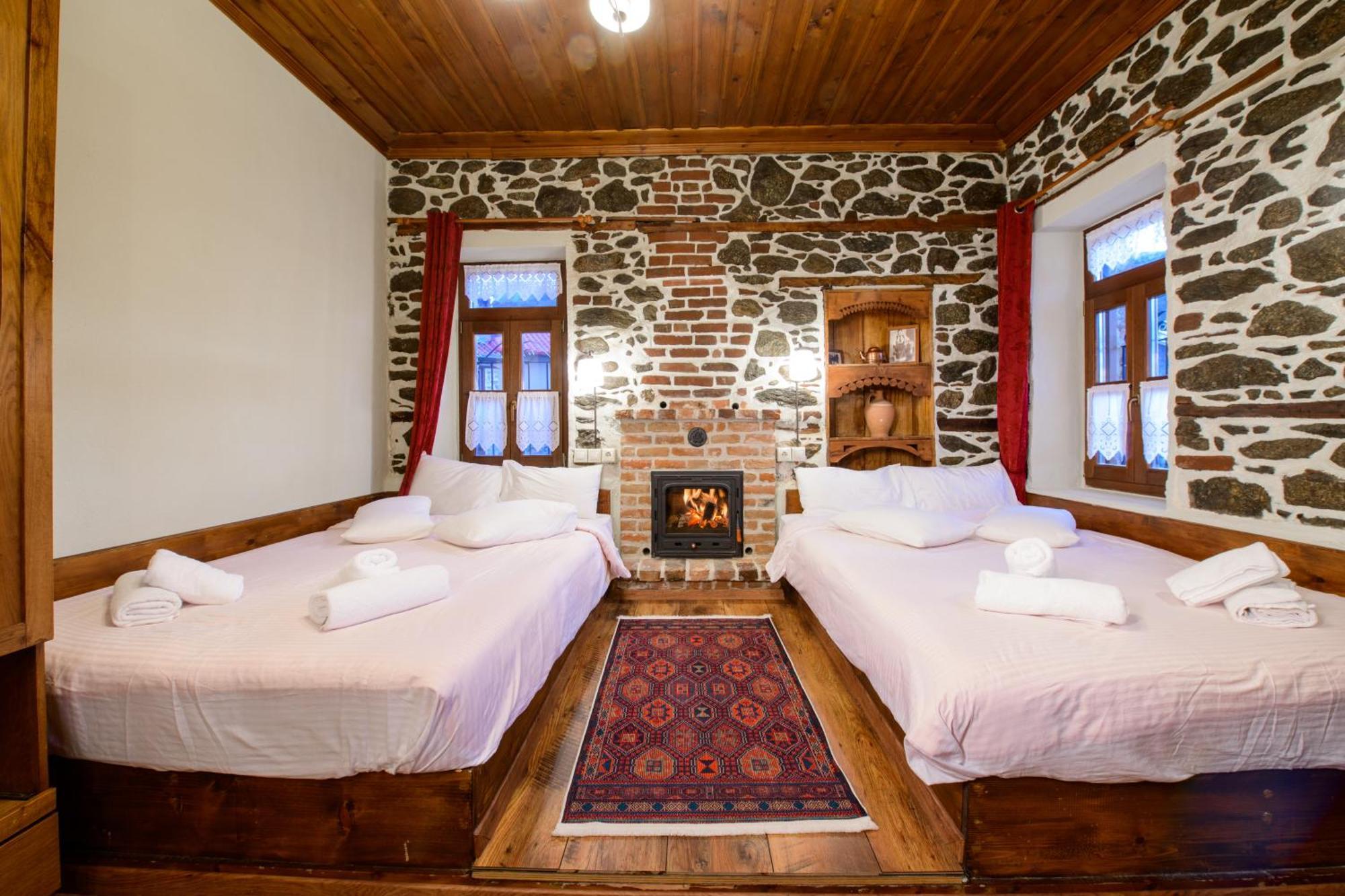 Hotel Agios Germanós Exterior foto
